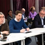 Fabian Jacobi (l-r), Vertrauensperson beim so genannten Rumpfvorstand der AfD in Bremen, Sergej Minich, Landesvize beim Rumpfvorstand und Heinrich Löhmann, Vertrauensperson des so genannten Notvorstandes, nehmen an einer Sitzung teil.