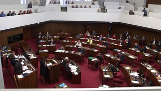 Die Bremer Bürgerschaft diskutiert über aktuelle Themen.
