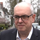 Ein Mann, Bremens Bürgermeister Andreas Bovenschulte (SPD) schaut in die Kamera