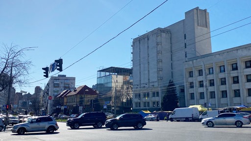 Kiew im Frühjahr 2023: Eine Straßenkreuzung