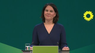 Die Grünen-Politikerin Annalena Baerboch während einer Pressekonferenz.