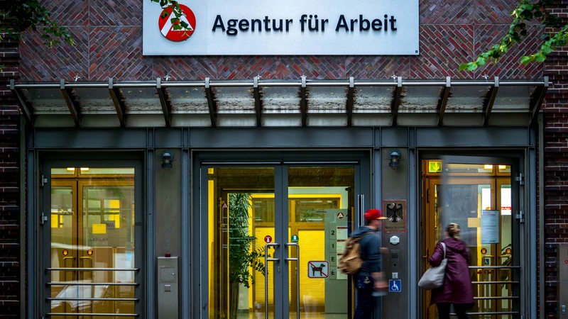 Der Eingang zur Agentur für Arbeit in Bremen.