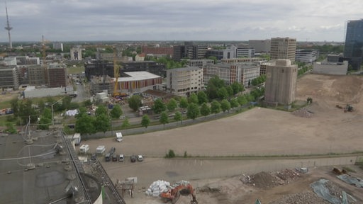 Eine Luftaufnahme einer Baustelle in der Überseestadt.