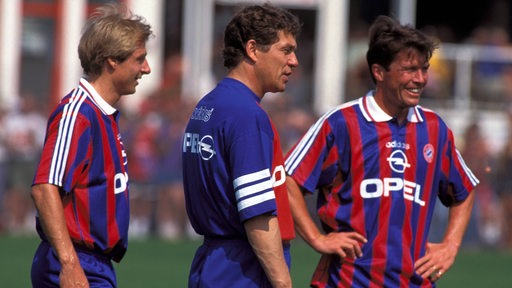 Otto Rehhagel im Gespräch mit Jürgen Klinsmann und Lothar Matthäus.
