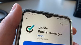 Die Bonify-App ist auf einem Handy im Playstore geöffnet.