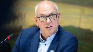 Ein Portrait von Andreas Bovenschulte.