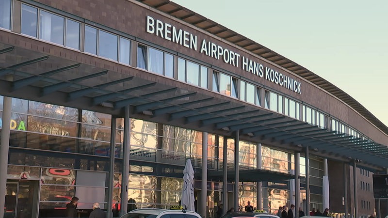 Der Eingang vom Bremer Hans Koschnick Airport