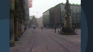Blick auf den leeren Bremer Marktplatz beim Marathon im Jahr 1988.
