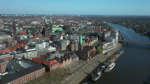 Eine Luftaufnahme der bremer Innenstadt.