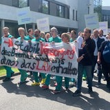 Protestmarsch von Beschäftigten der Bremer Kliniken