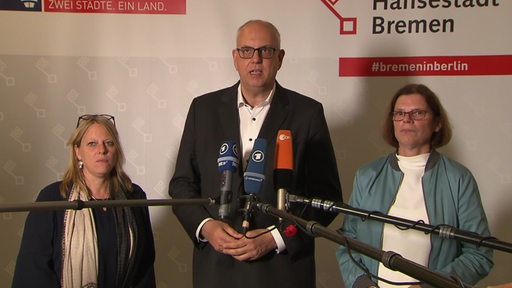 Der Bürgermeister Andreas Bovenschulte, Maike Schäfer und Kristina Vogt im Interview in Berlin. 
