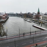 Blick auf die beiden Weser-Brücken.