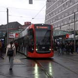 Eine Bahn der BSAG steht am Bremer Hauptbahnhof