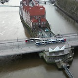 Die Bürgermeister-Smidt-Brücke, aus der Luft.