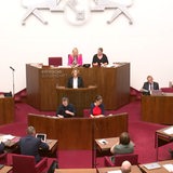 Fraktionssitzung in der Bremer Bürgerschaft. Bürgerschaftspräsidentin Antje Grotheer spricht.