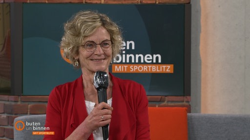 Die Leiterin des Zentrums für Adipositas-Schulungen Antje Büssenschütt im Interview bei buten un binnen.