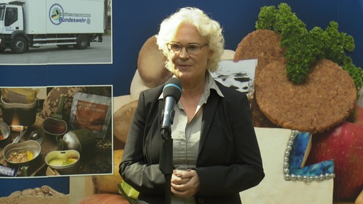 Die Bundesverteidigungsministerin Christine Lambrecht zu Besuch in Oldenburg.