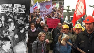 Collage zeigt 3 Demonstrationen aus unterschiedlichen Jahrzehnten in Bremen: 1968 gegen die Fahrpreiserhöhung, 2024 gegen Rechtsextremismus und 1996 gegen die Schließung der Vulkan-Werft.