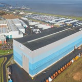 Blick aus der Vogelperspektive auf die Titan-Fabrik in Cuxhaven.