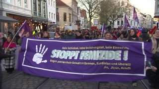 Demonstration zum internationalen "Gewalt gegen Frauen" Tag