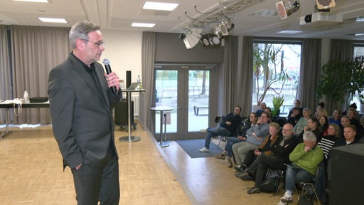 Diskussion über das Bremer Bildungssystem in der Oberschule am Leibnizplatz