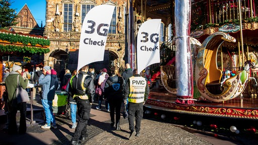 Mobile 3G-Kontrollen auf dem Weihnachtsmarkt. Der Weihnachtsmarkt in Bremen ist voraussichtlich vom 22. November bis zum 23. Dezember geöffnet. 