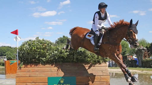 Sandra Auffarth (GER) mit Ihrem Pferd Diamant du Matz, 2. Platz, SAP-Cup
