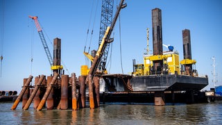 Baustelle für LNG-Anleger in Wilhelmshaven