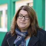 Bremens Sozialsenatorin Anja Stahmann schaut in die Kamera