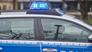 Polizeifahrzeug im Einsatz