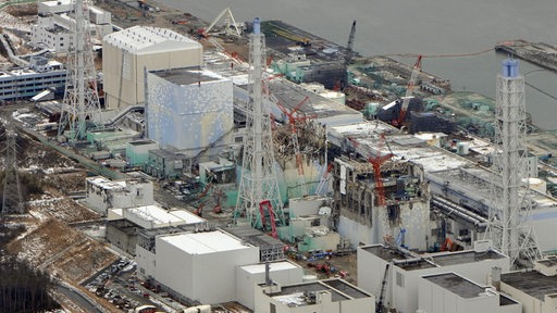 Das Atomkraftwerk Fukushima mit zerstörtem Reaktorblock (Archivbild)