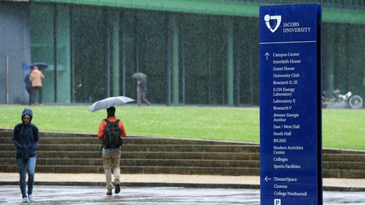 Der Campus der Jacobs-University im Regen.