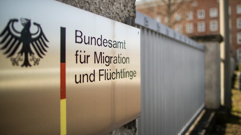 Außenansicht des Bundesamtes für Migration und Flüchtlinge in Nürnberg