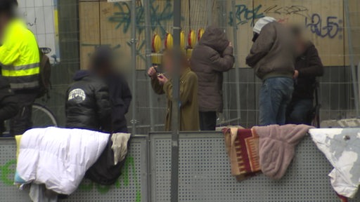 Drogenkonsumenten am Bremer Hauptbahnhof