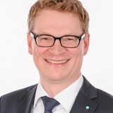 Portrait des Einzelhandelsverbands Niedersachen Bremen-Hauptgeschäftsführers Jan König