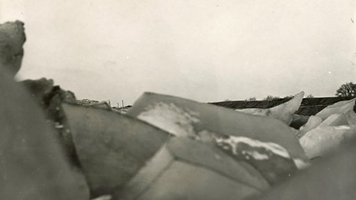 Eisschollen auf der Weser 1947.