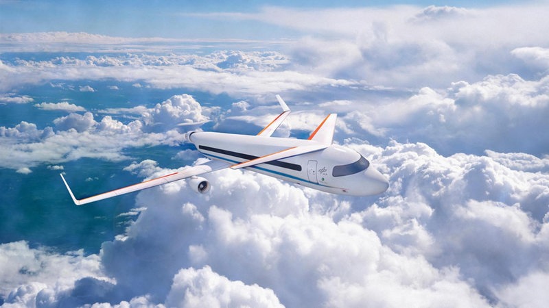 Flugzeug mit vier Flügeln über den Wolken