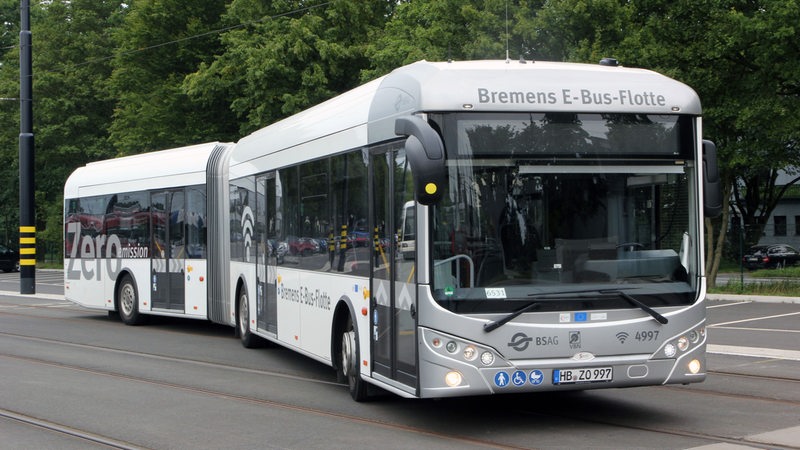 Elektrobus der BSAG.