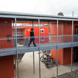 Ein Containerbau über zwei Etagen