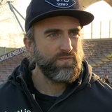 Dario Fossi im Interview am Spielfeldrand.