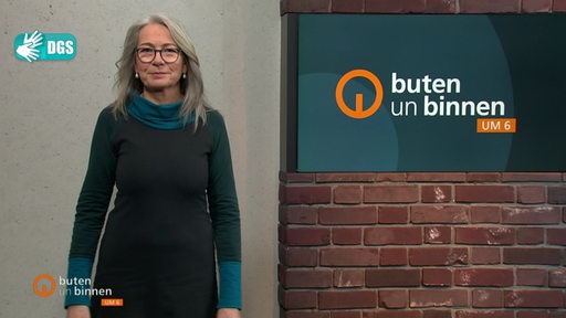Die Gebärdendolmetscherin Rita Segelke im Studio von buten un binnen