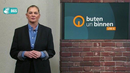 Die Gebärden-Dolmetscherin Gunda Helmes im Studio von buten un binnen