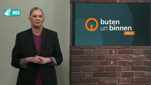 Gebärden Moderaterin Gunda Helmes im Studio von buten un binnen.
