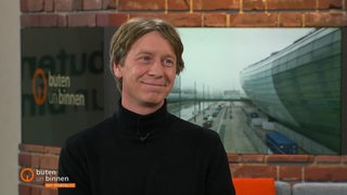 Der neue Bremerhavener Klimaanpassungsmanager Lars Max zu Gast im Studio bei buten un binnen.