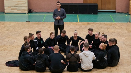 Die Lateinformation des Grün-Gold-Clubs Bremen zeigt während des Trainings ihre neue Choreographie "Emozioni".
