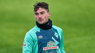 Werder-Spieler Maximilian Phillipp sprintet im Training.