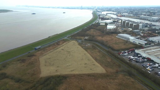 Blick auf die Fläche für den neuen Hafen in Bremerhaven.