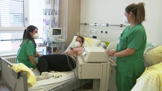 Italienische Hebammen arbeiten im Krankenhaus Bremen-Mitte.