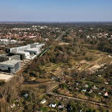 Eine Luftaufnahme des Gebiets an der Horner Spitze, links die Gebäude des Technologieparks