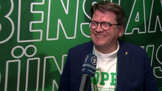 Nur ein Jahr nach dem Abstieg kann sich Werder-Präsident Hubertus Hess-Grunewald über die Rückkehr in die Bundesdliga freuen.